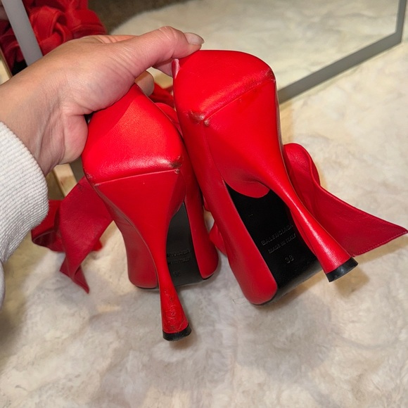 Balenciaga pointy red heels - Picture 7 of 8